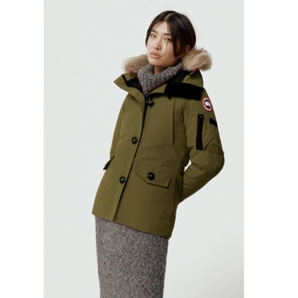 CANADA GOOSE Montebello Parka 2530L Olive Green Jacket Women Size 2XS *no fur